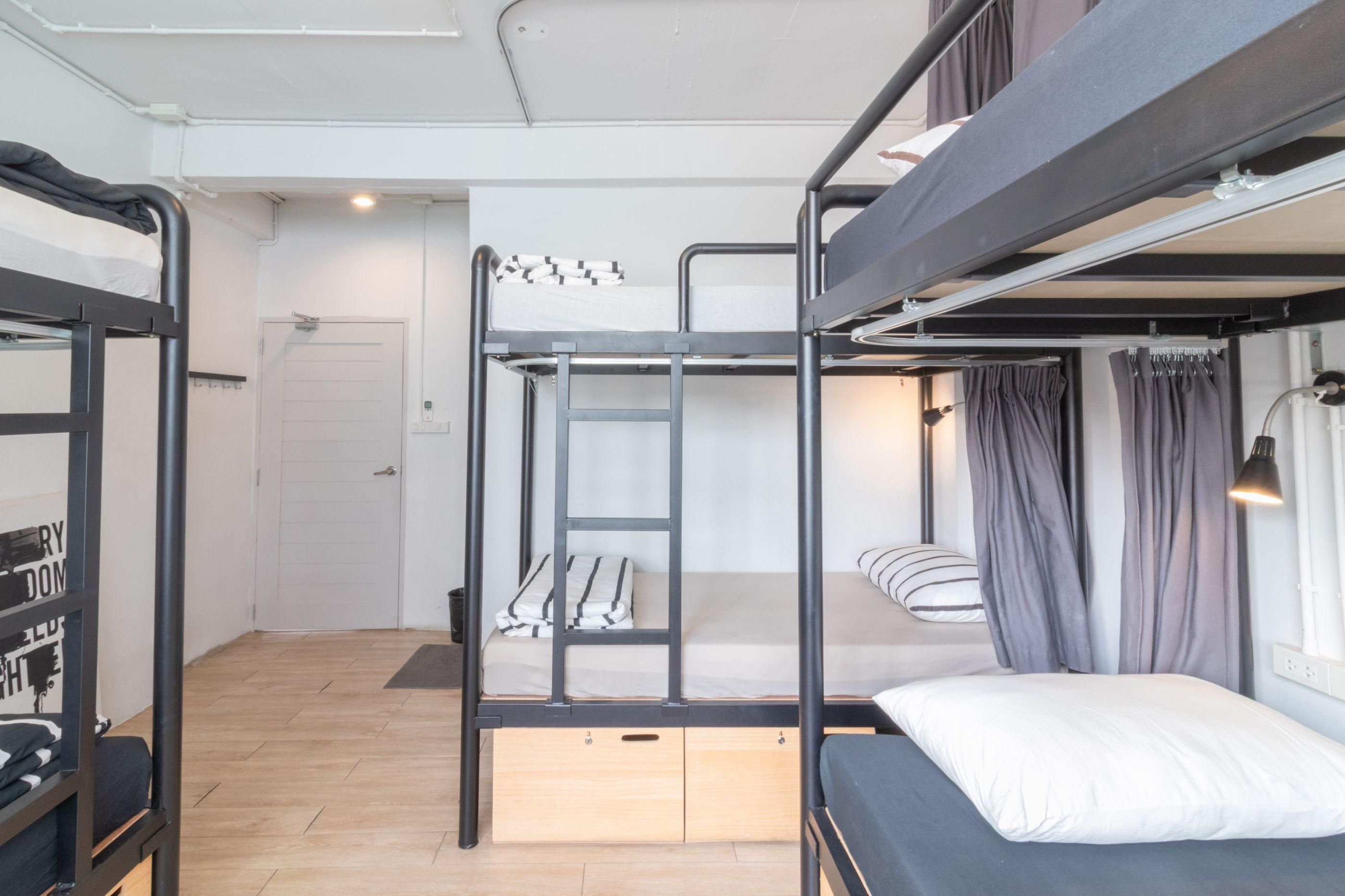 Хостел Beige Poshtels + Netflix Бангкок Экстерьер фото