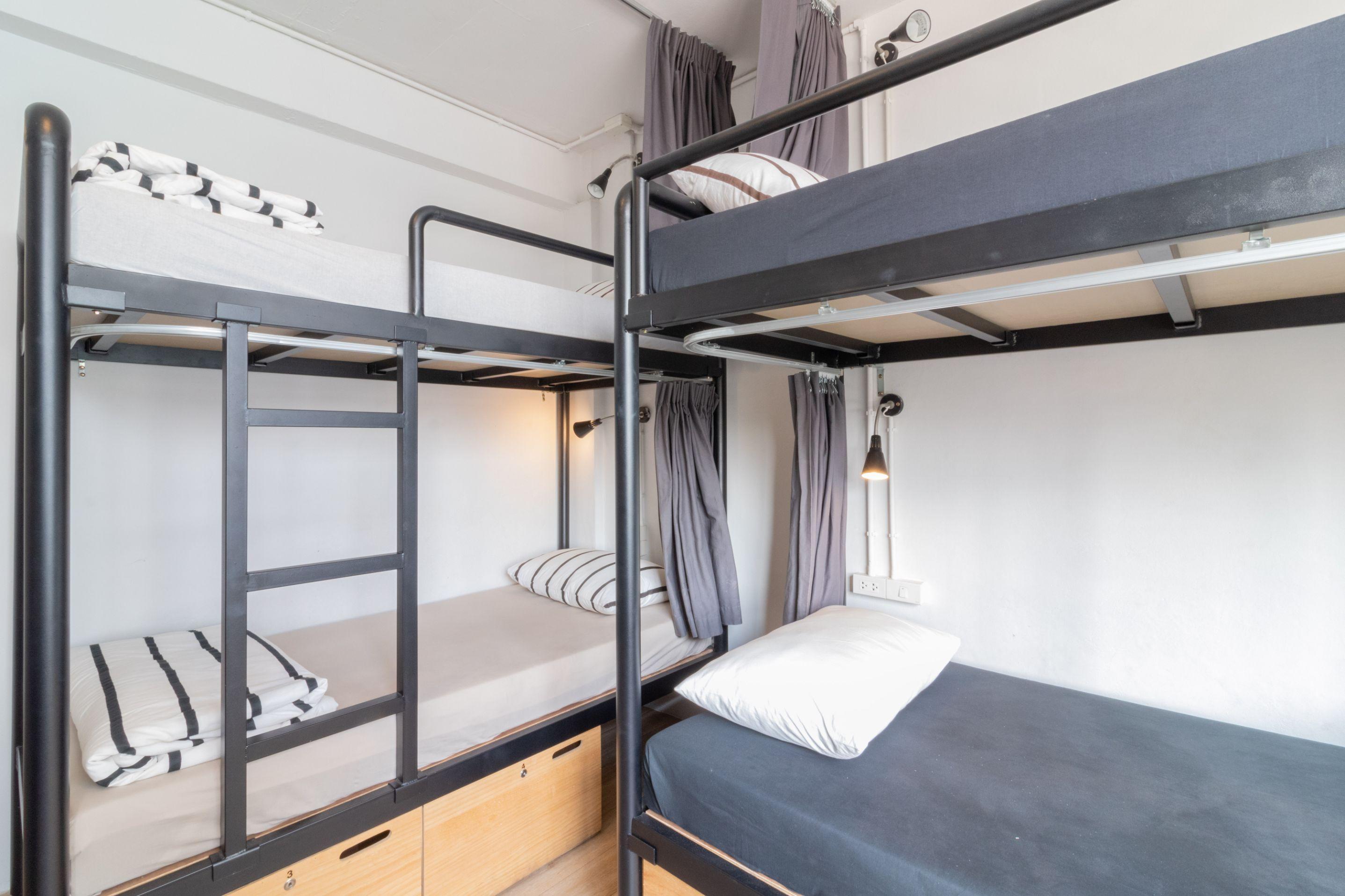 Хостел Beige Poshtels + Netflix Бангкок Экстерьер фото