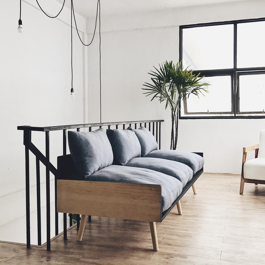 Хостел Beige Poshtels + Netflix Бангкок Экстерьер фото